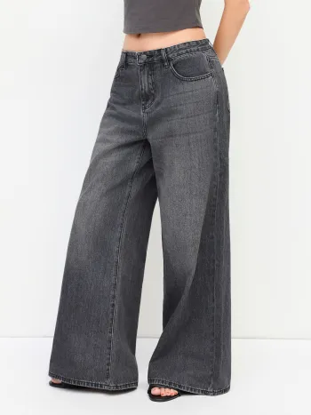 Low-Rise Baggy
