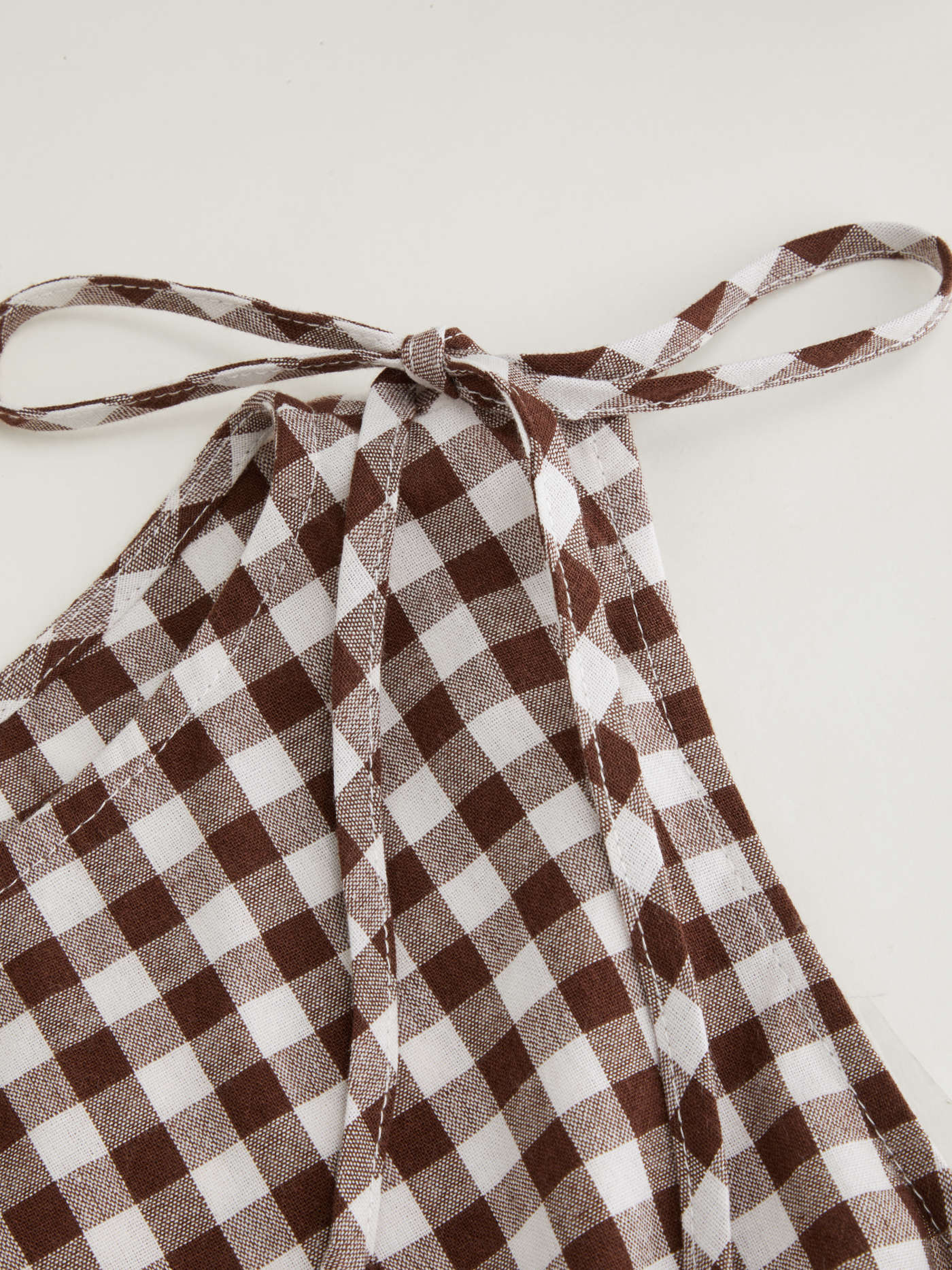 Woven 100% Cotton Boat Neck Gingham Shirred Lettuce Trim Knotted Tank Top For Daily Casual