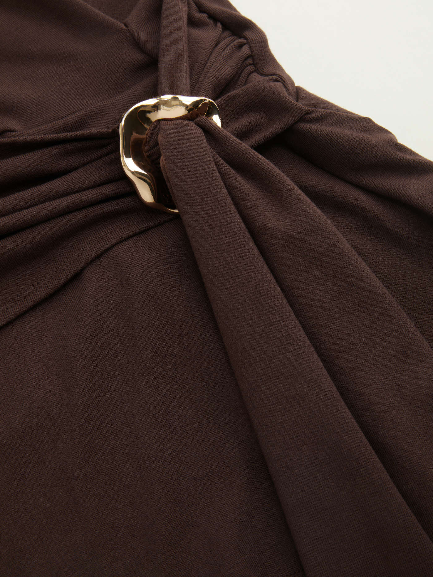 Round Neckline Ruched Metal Detail Long Sleeve Tee