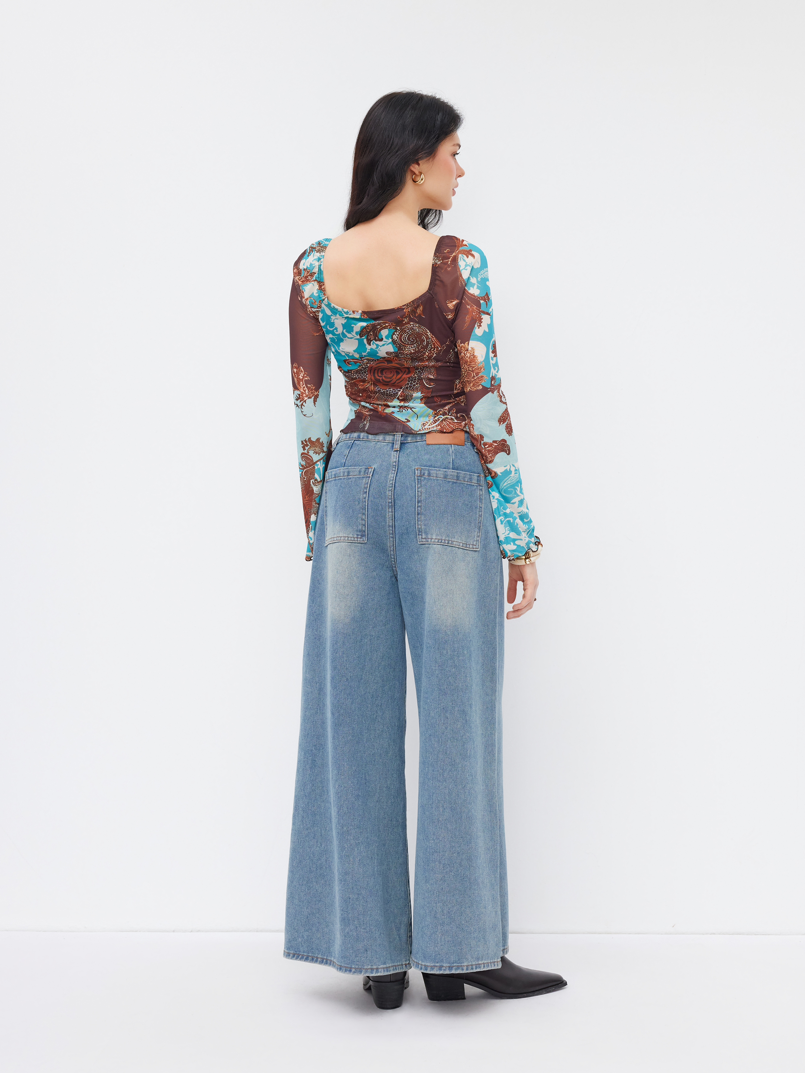 Mesh V-neck Baroque Lace Lettuce Trim Long Sleeve Top