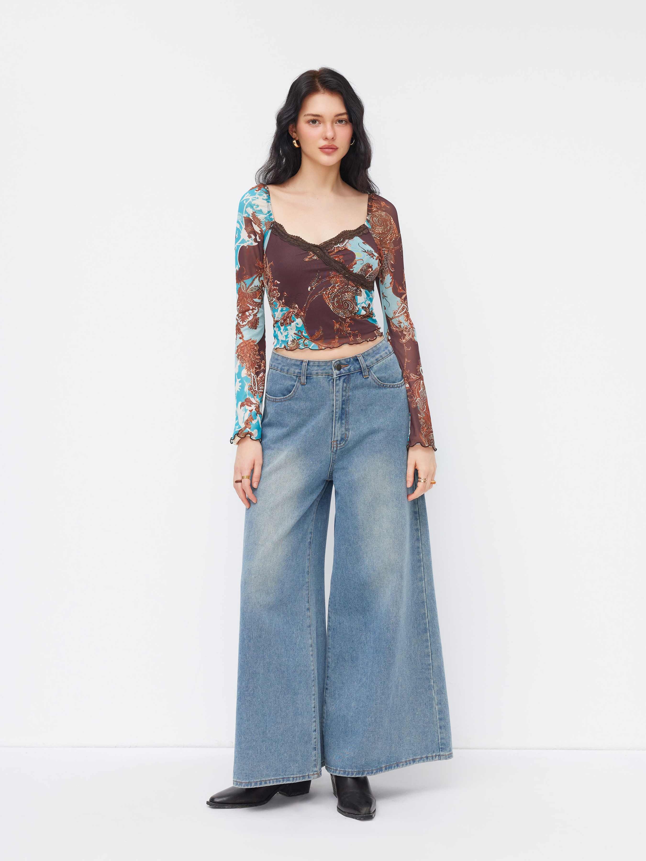 Mesh V-neck Baroque Lace Lettuce Trim Long Sleeve Top