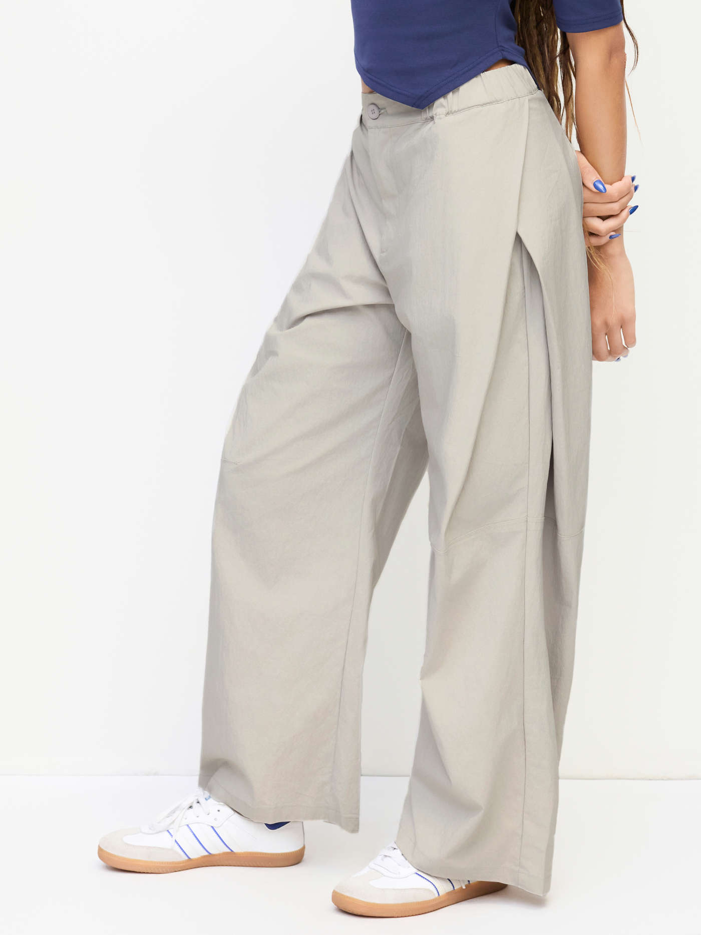 Cotton-blend Low Rise Tie Side Barrel-leg Trousers