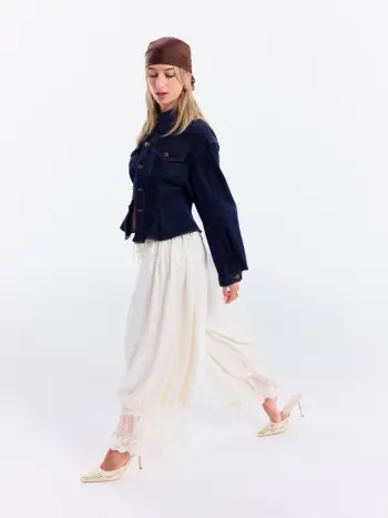 Pantaloni Bloomer Corti con Coulisse a Vita Media con Patch di Pizzo