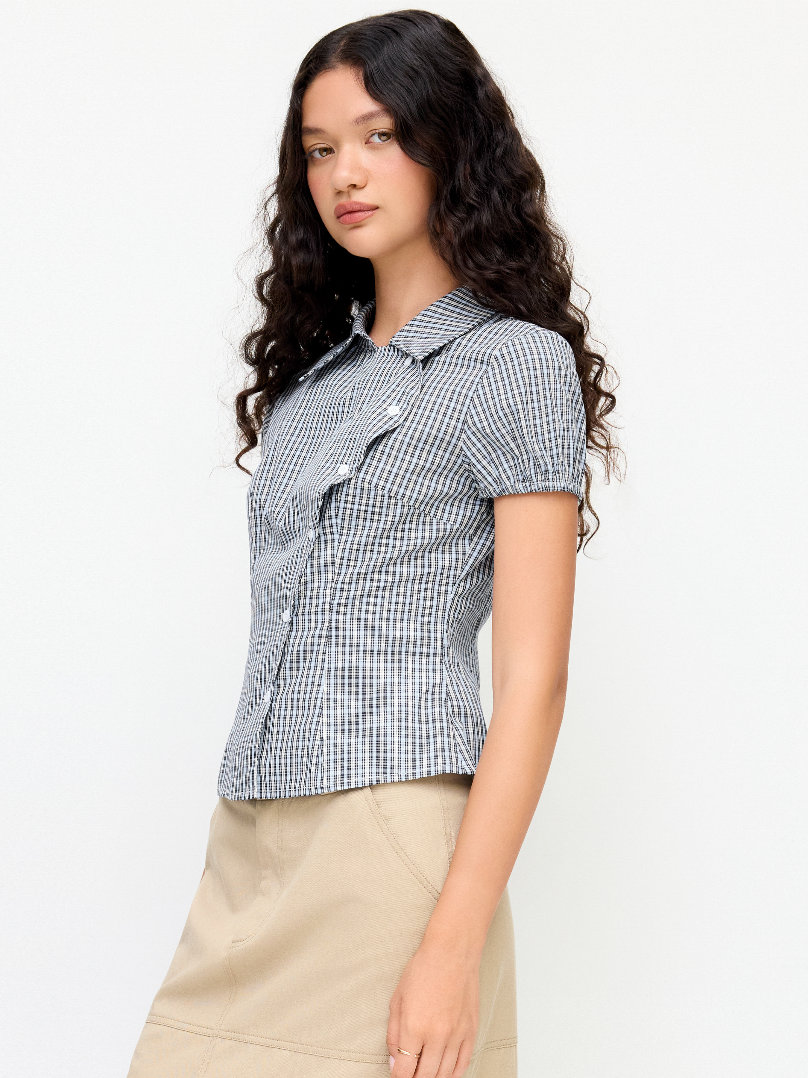 Camisa corta con volantes, botones, cuello y estampado de cuadros al 100% algodón