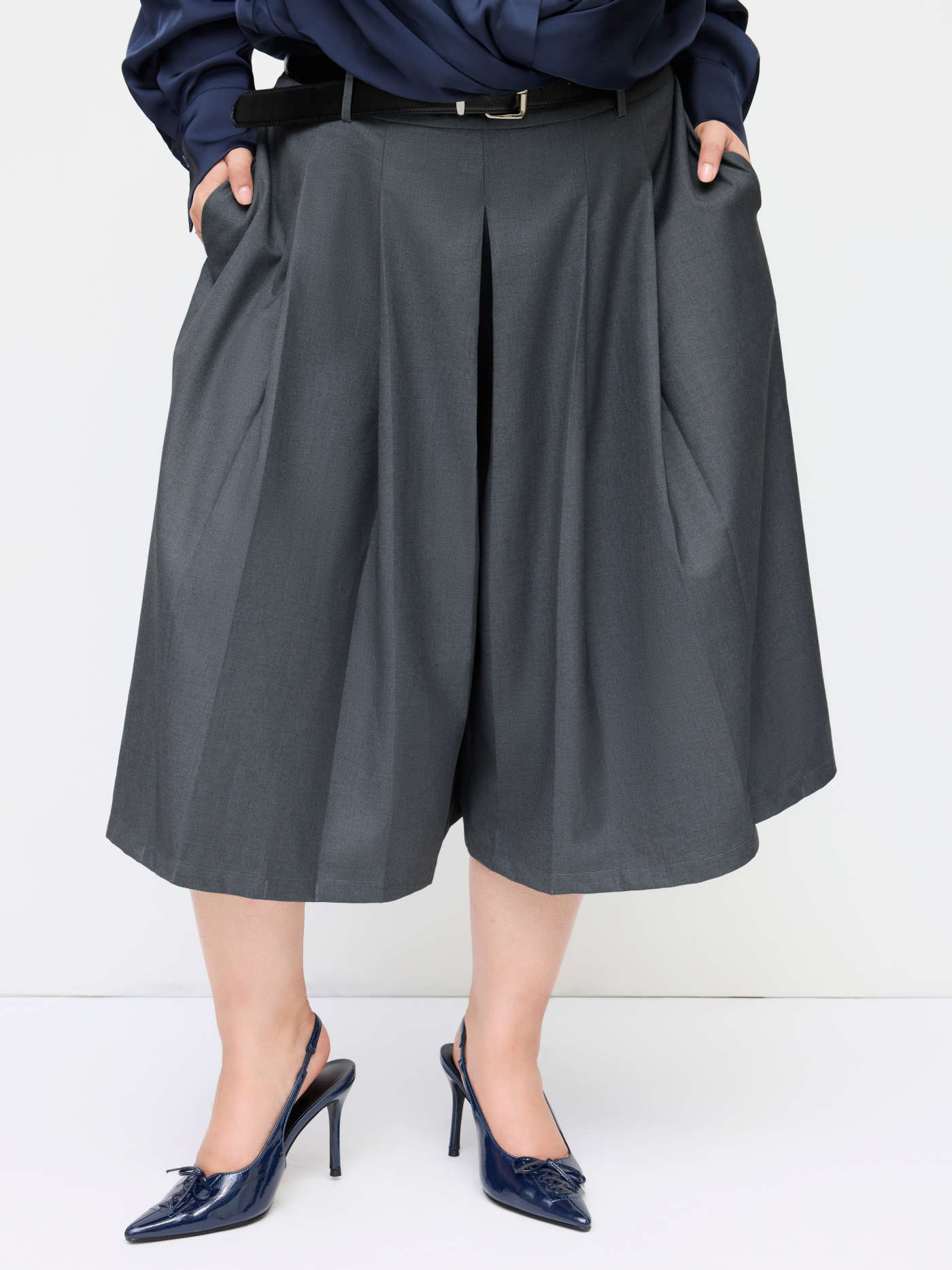 Low Rise Elastic Waist Pleated Midi Skort With Belt Curve & Plus