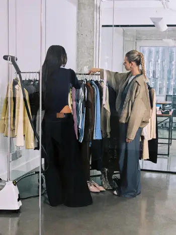Giacca oversize con zip e maniche lunghe in suede