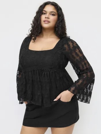 Blusa Curve & Plus in pizzo misto cotone con volant e maniche a campana