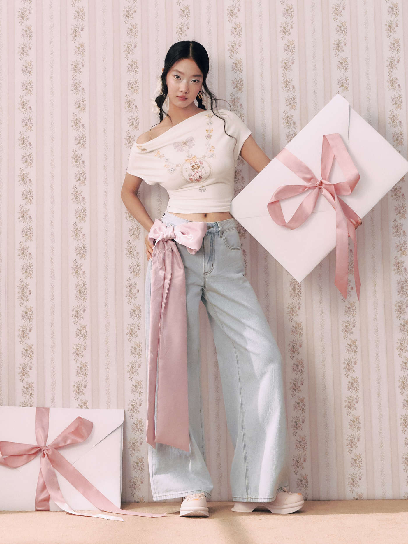 Cider Denim Mid Rise Bowknot Wide Leg Jeans