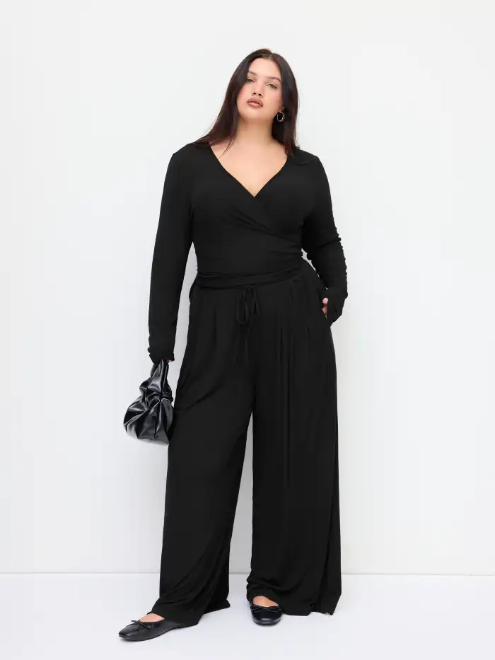 Boat Neck Twisted Split Sleeve Top Curve & Plus