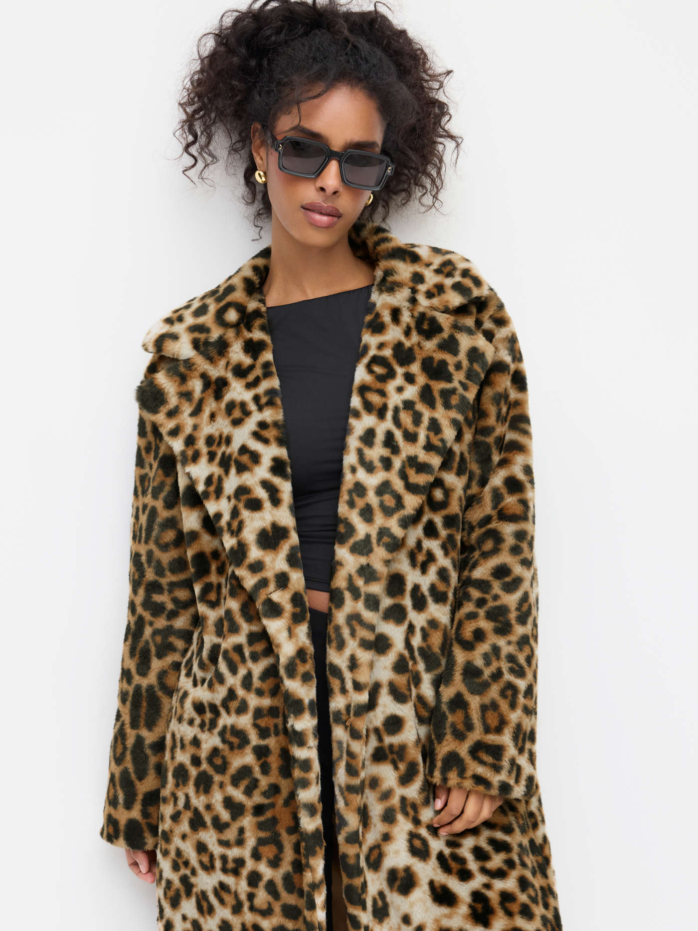 Leopard Notched Collar Button Faux Fur Coat