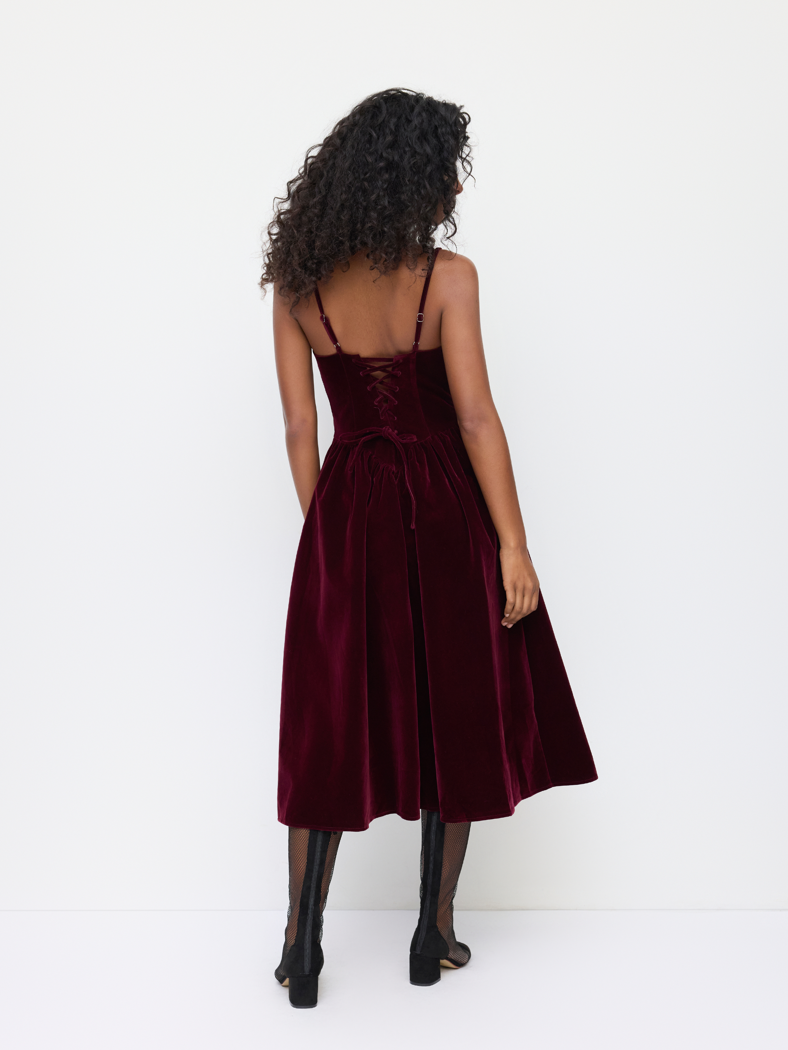 Velvet U-neckline Floral Embroidery Midi Dress