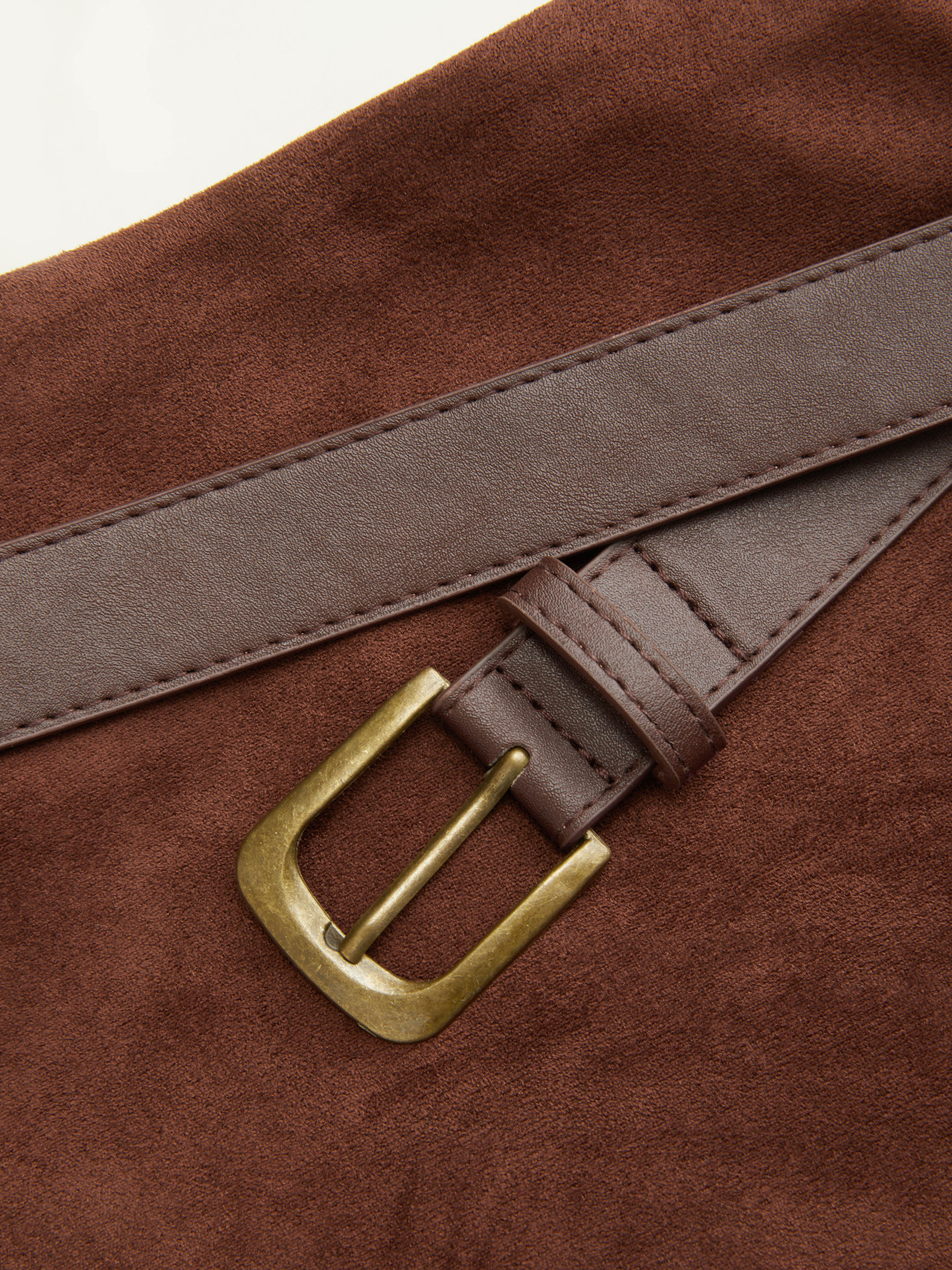 Suede Low Rise Mini Skirt With Belt