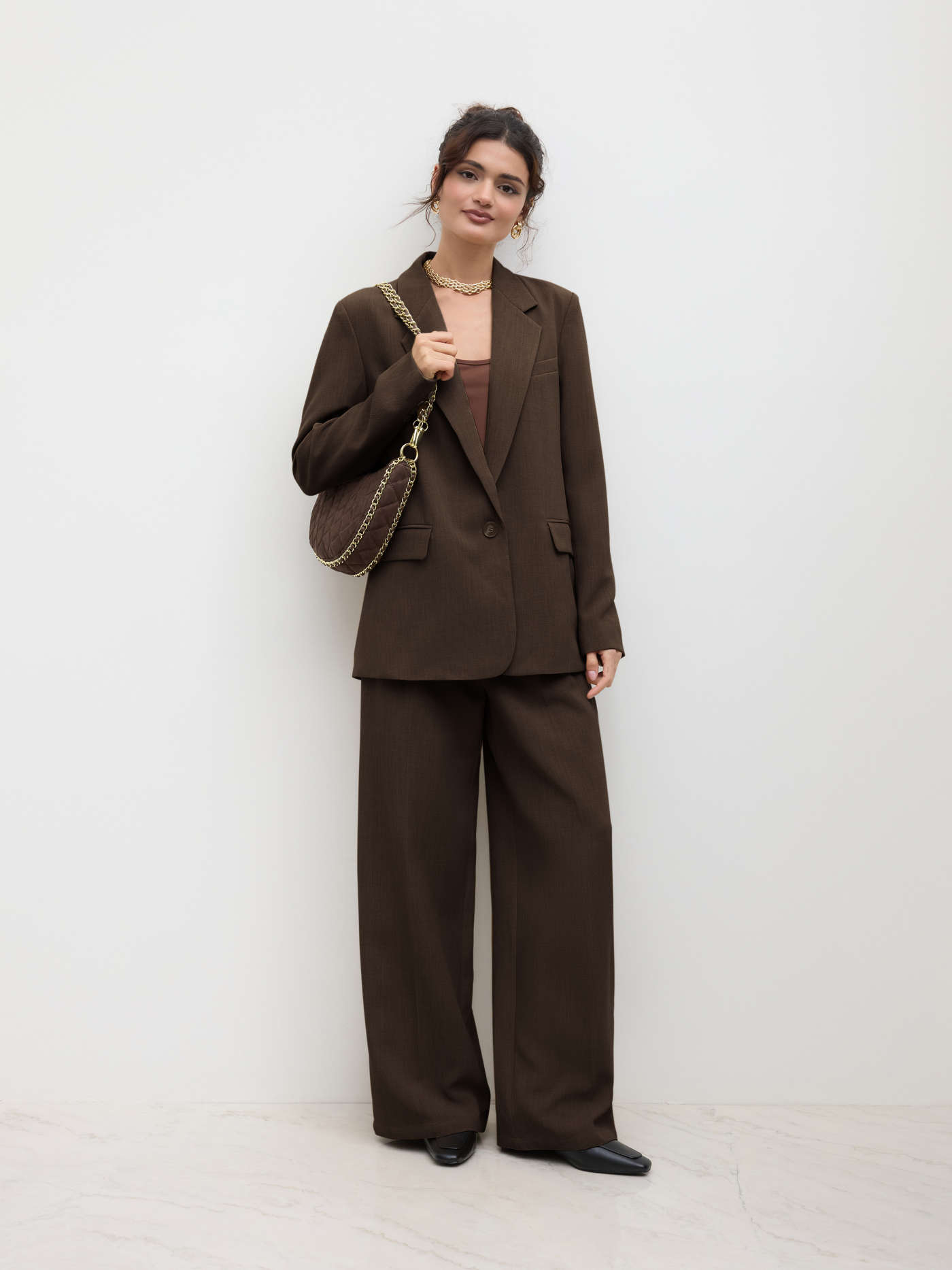 Mid Rise Pleated Wide Leg Trousers 