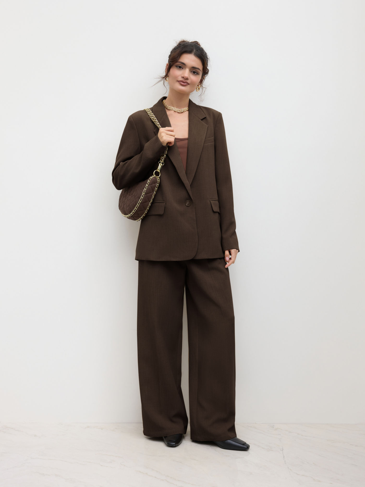 Mid Rise Pleated Wide Leg Trousers 
