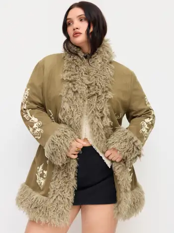 Faux Fur Collar Pocket Oversized Jacket Curve & Plus