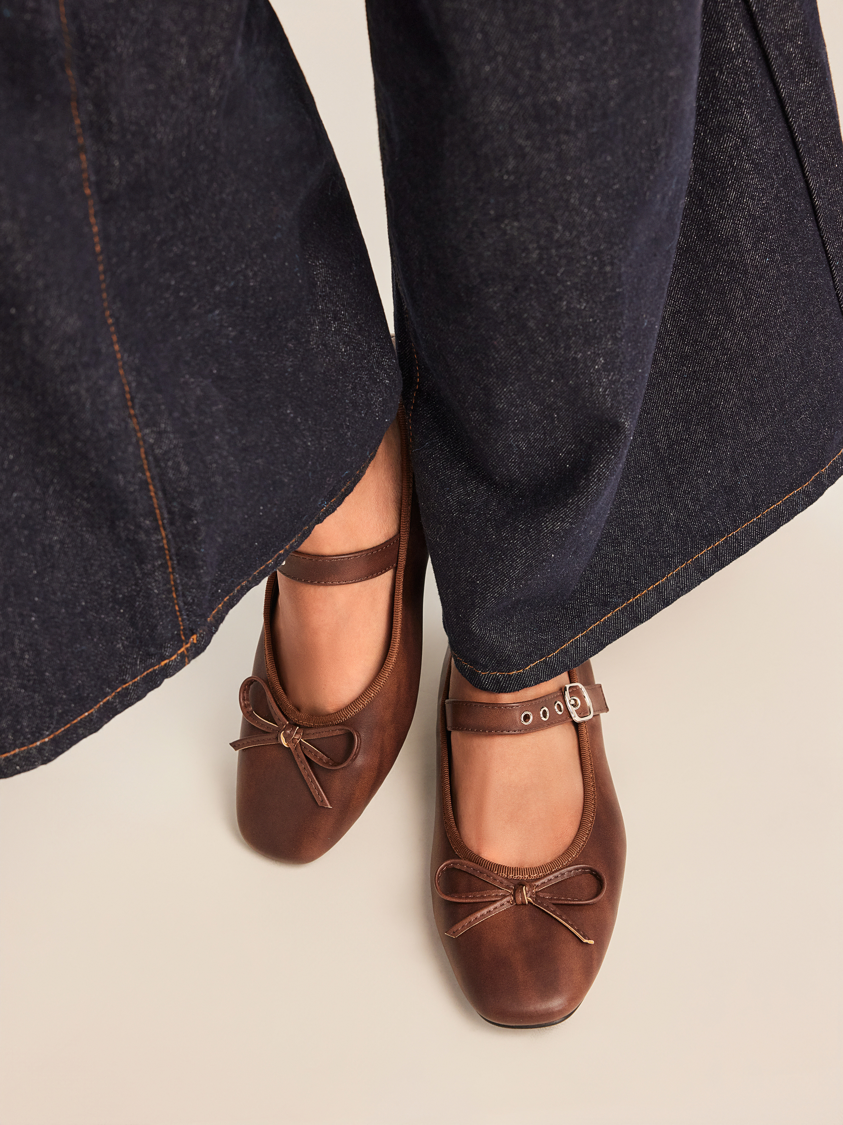 ドリスヴァンノッテンDoris レザーメリージェーンシューズ 革靴 ドリスヴァンノッテンDoris レザーメリージェーンシューズ 革靴