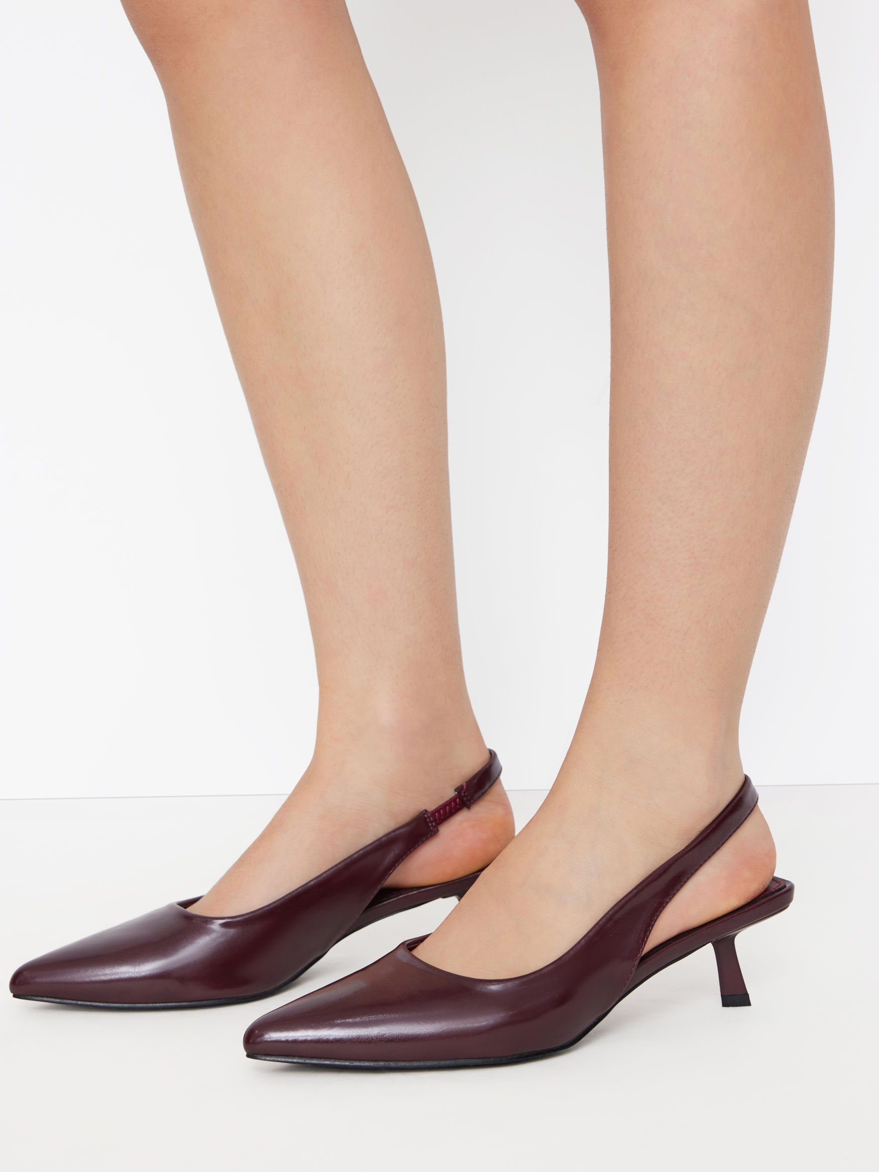 Metallic Pointed Toe Slingback Kitten Heels