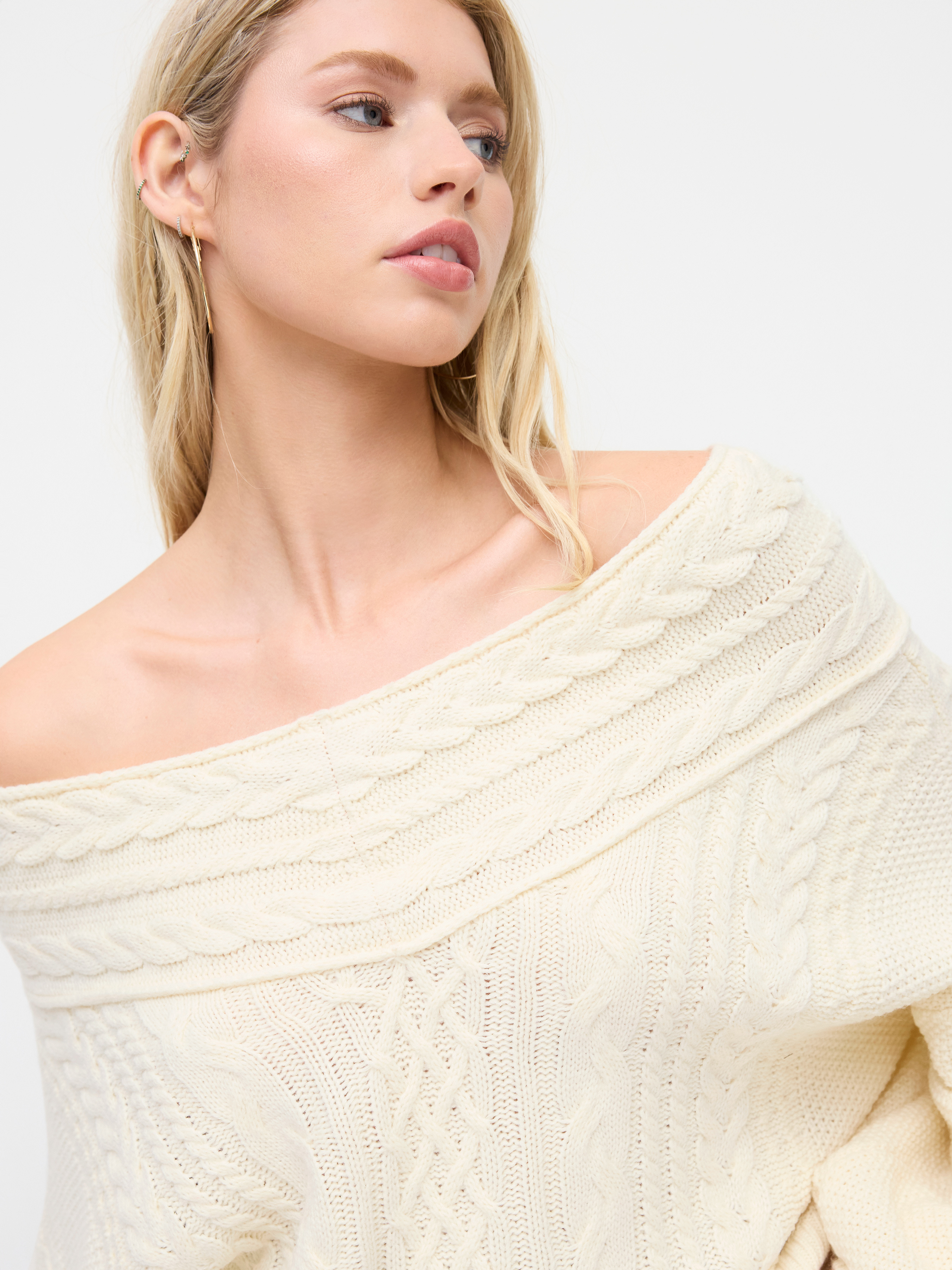 Cable Knit Off-shoulder Lantern Sleeve Oversized Top