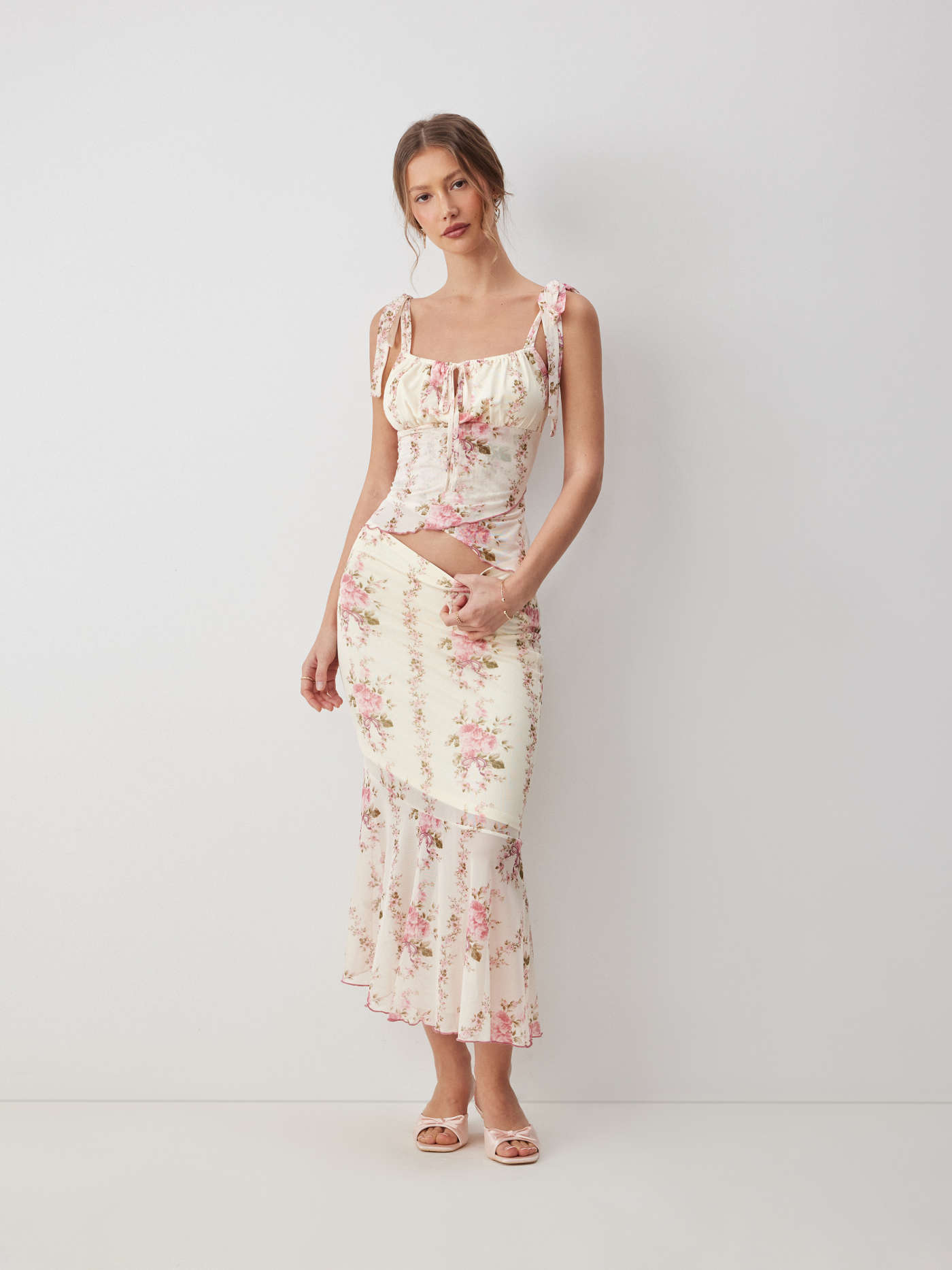 Textured Ruffled Backless Top & Low Rise Tiered Mini Skort Set