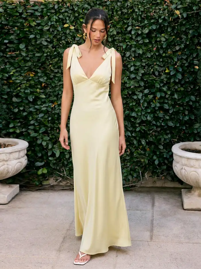 Satin Satin V-neck Twist Knotted Flared Maxi Dress For Daily Casual Date