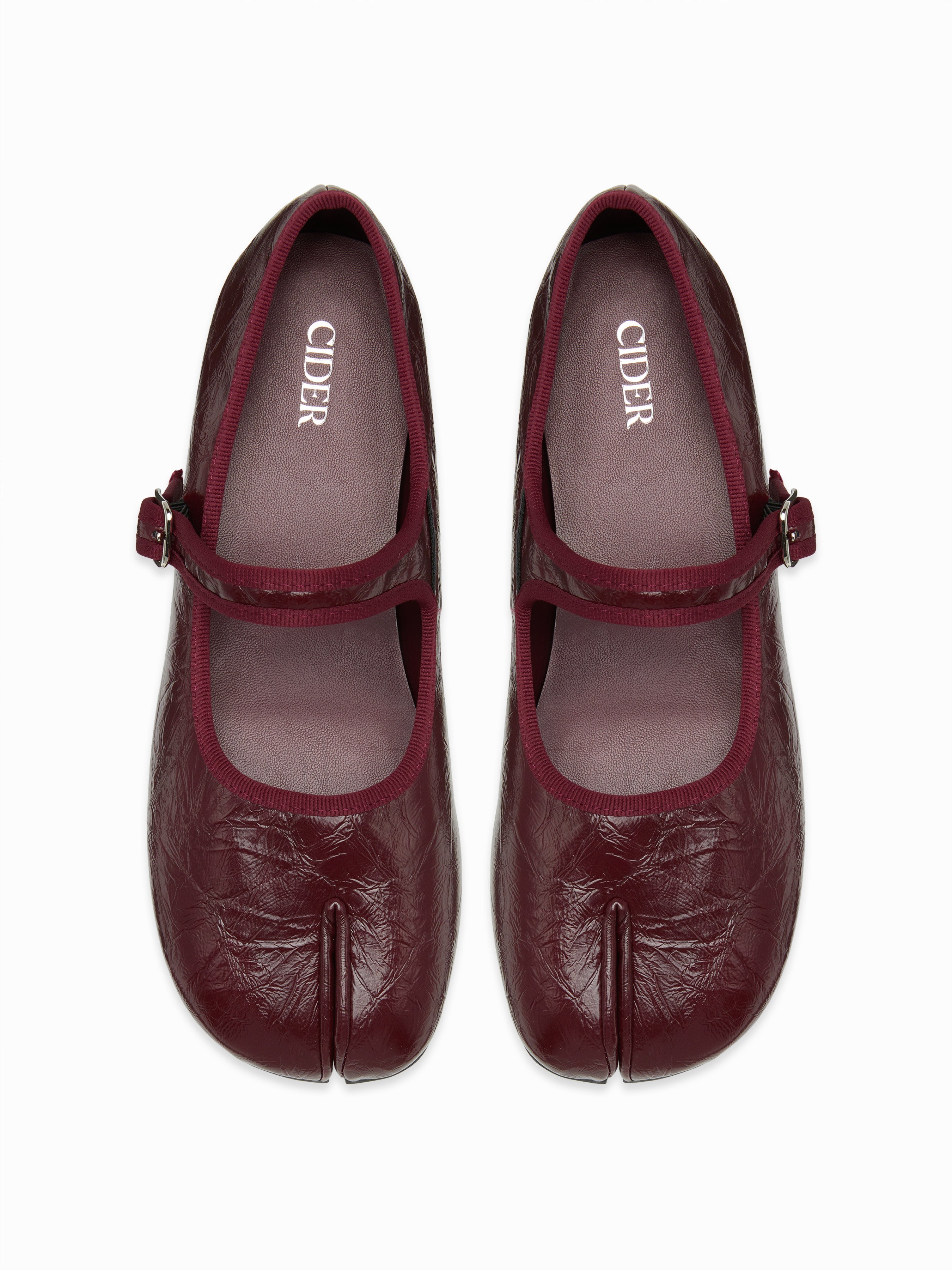 BUCKET SPLIT TOE MARY JANE FLATS For Picnic Coffee Shop