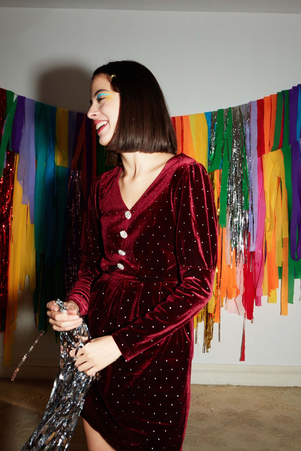 Rotes Samt-Minikleid mit Strass